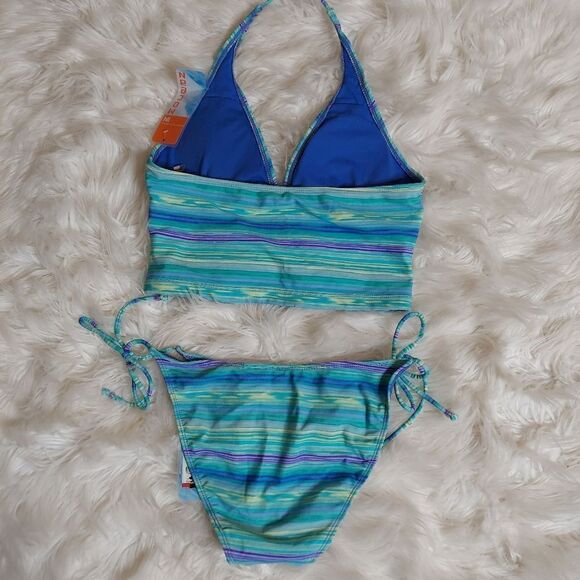 In Mocean juniors NWT bikini - Picture 6 of 12